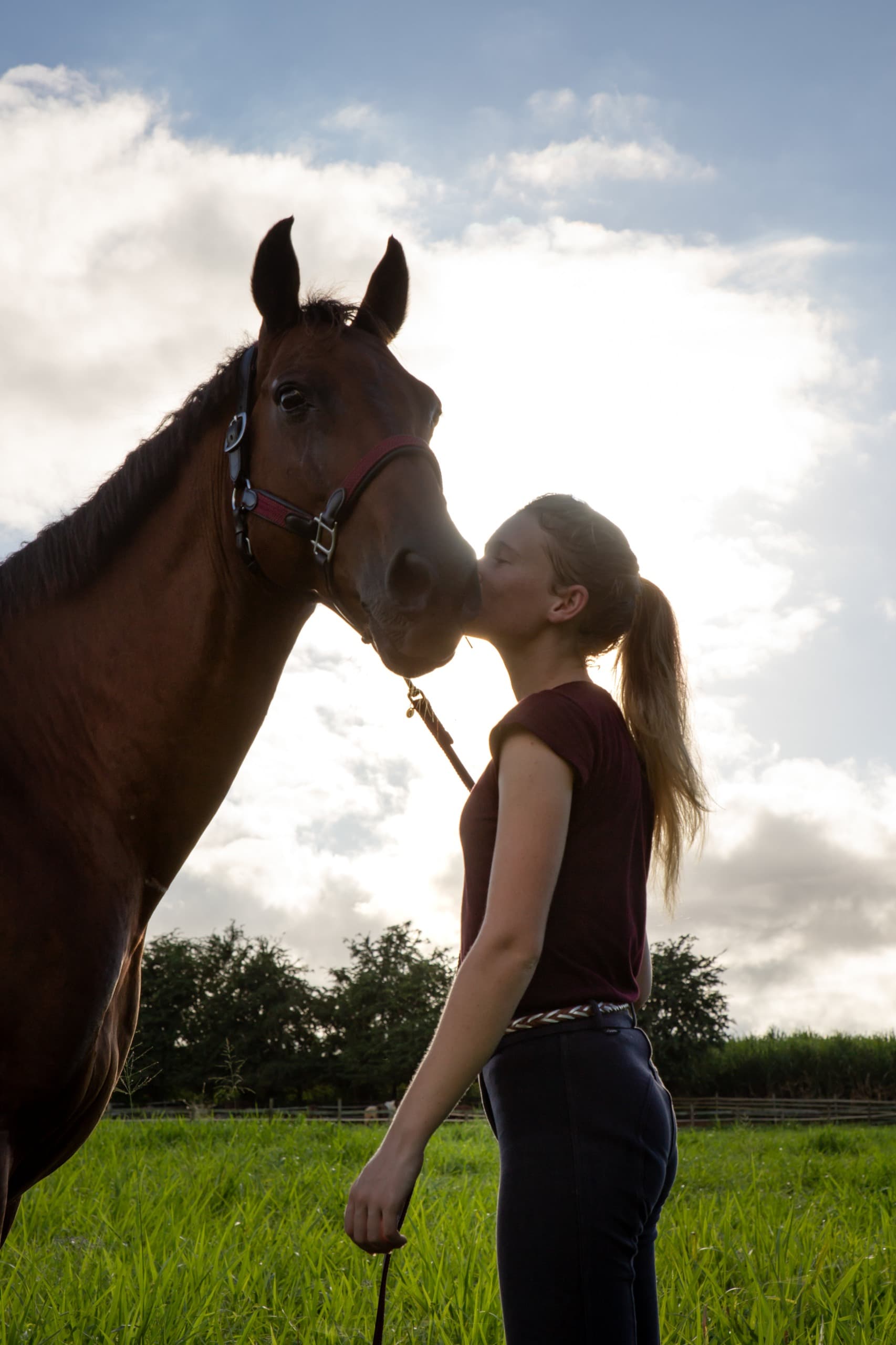 Manon, fondatrice de Co'équi'pattes, monitrice d'équitation et pet sitter à Vannes